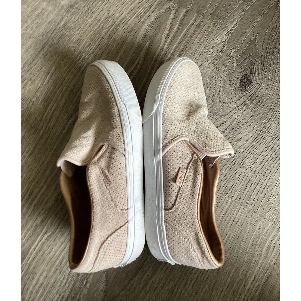 Vans Womens Size 8 Classic Slip On Suede Rose Gold Sneakers Blush Pink Shoes